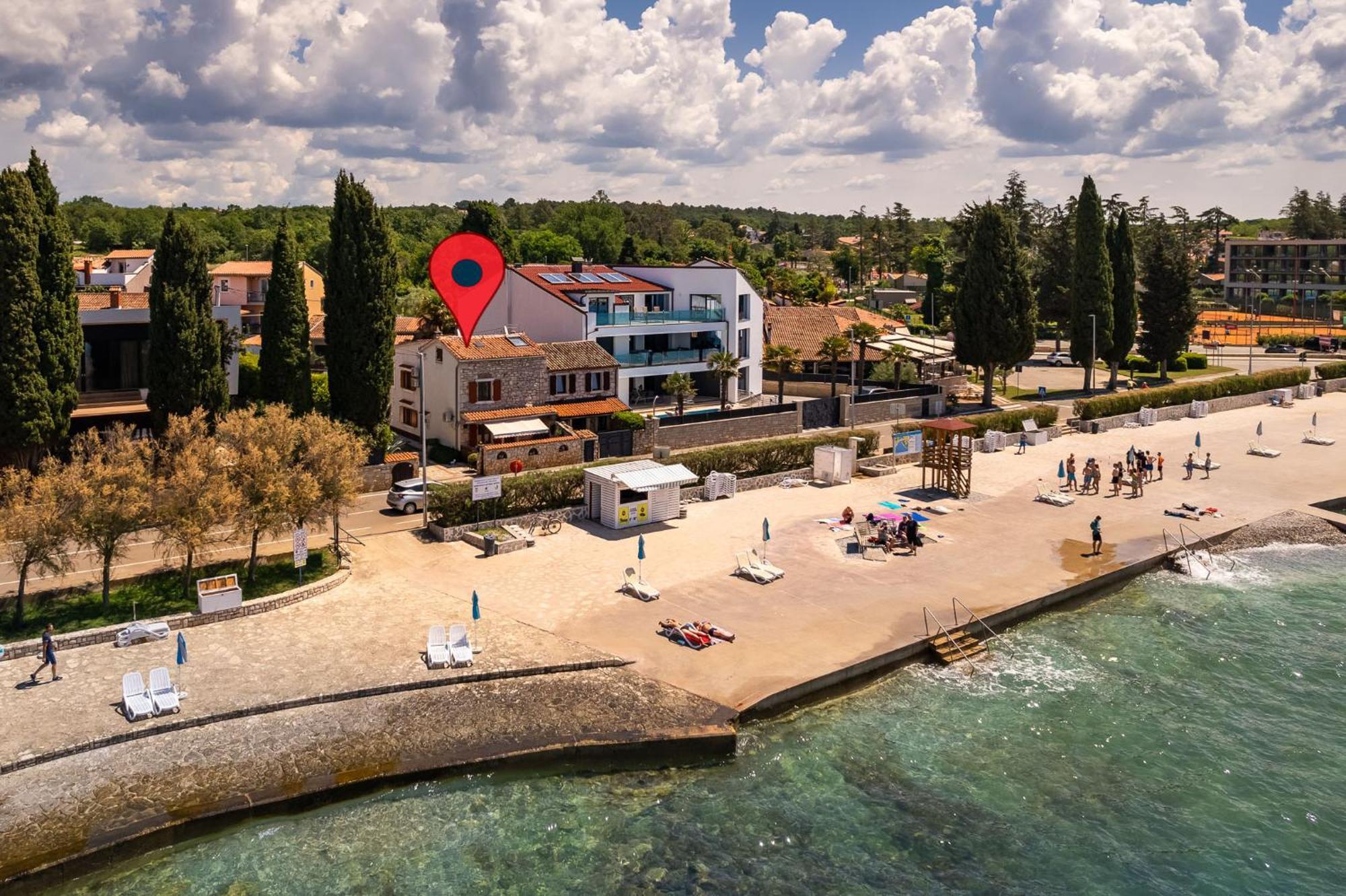 Beach House - Sea Breeze Poreč Eksteriør billede